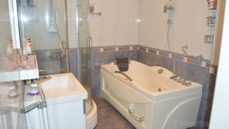 Kirayə verilir 2 otaqlı Mənzil Yeni tikili 109 m² Nəsimi r. - şəkil 4