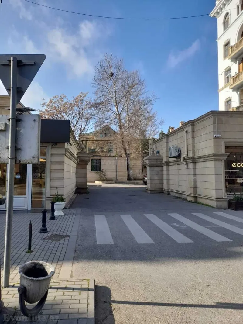 Satılır 2 otaqlı Mənzil Köhnə tikili 70 m² Elmlər Akademiyası m. - şəkil 14