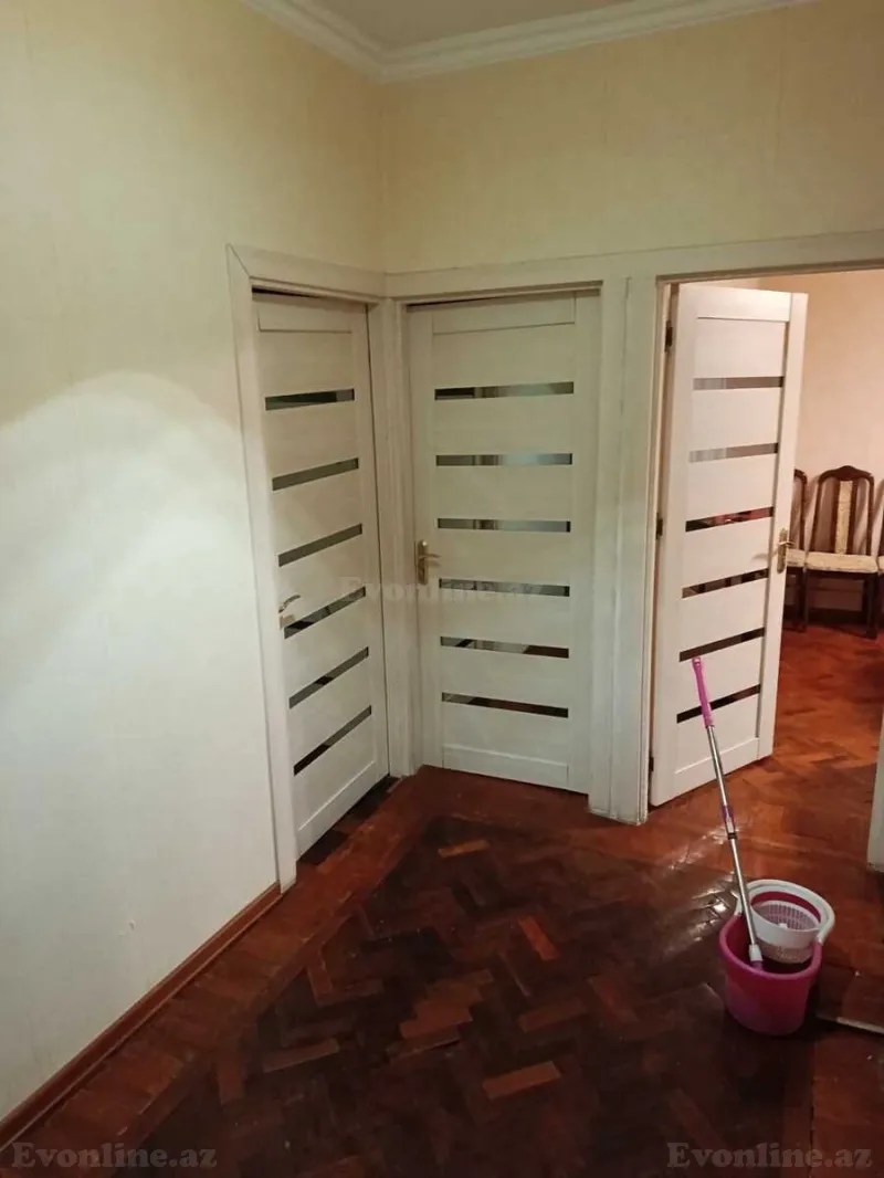 Kirayə verilir 3 otaqlı Mənzil Köhnə tikili 80 m² Həzi Aslanov m. - şəkil 10