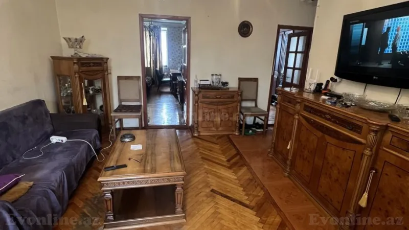 Satılır 3 otaqlı Mənzil Köhnə tikili 73 m² Yasamal - şəkil 3