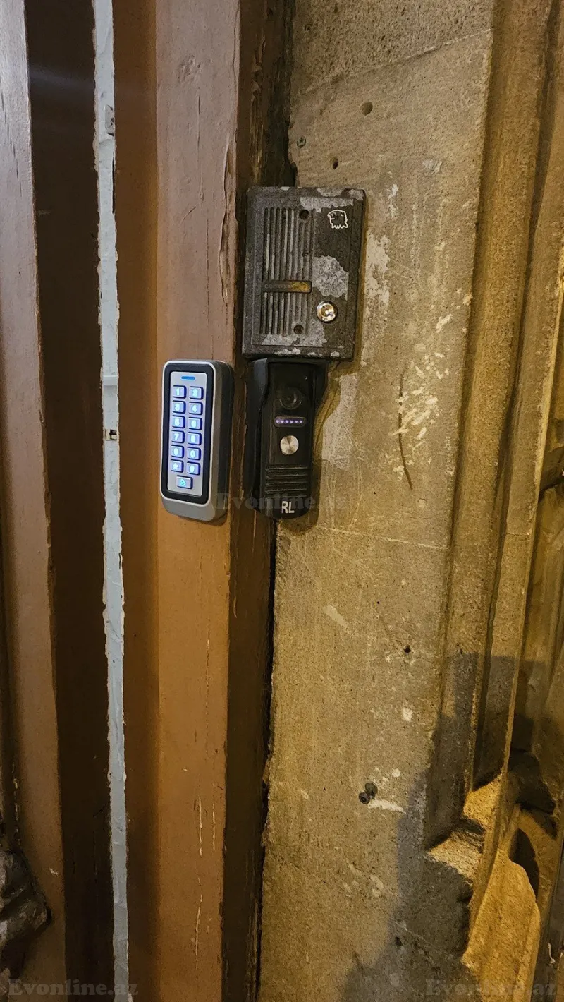 Kirayə verilir 2 otaqlı Mənzil Köhnə tikili 75 m² İçərişəhər m. - şəkil 3