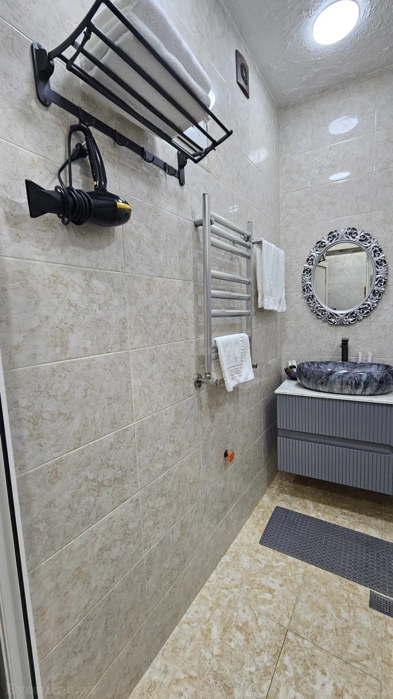 Kirayə verilir 2 otaqlı Mənzil Köhnə tikili 75 m² İçərişəhər m. - şəkil 6