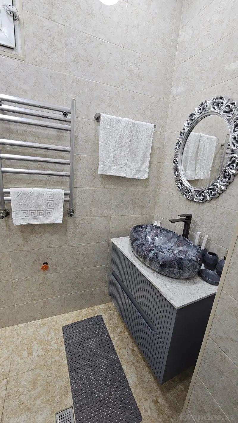 Kirayə verilir 2 otaqlı Mənzil Köhnə tikili 75 m² İçərişəhər m. - şəkil 8