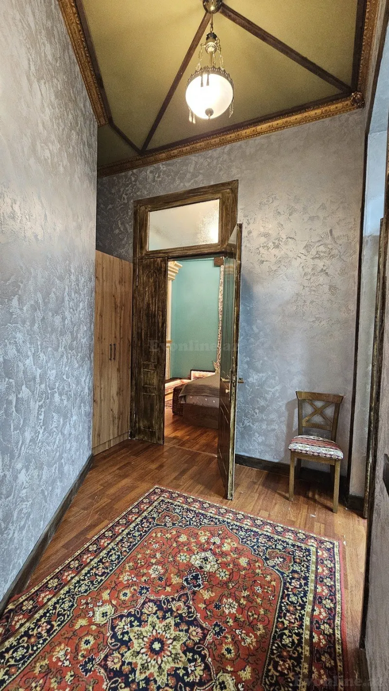 Kirayə verilir 2 otaqlı Mənzil Köhnə tikili 75 m² İçərişəhər m. - şəkil 10