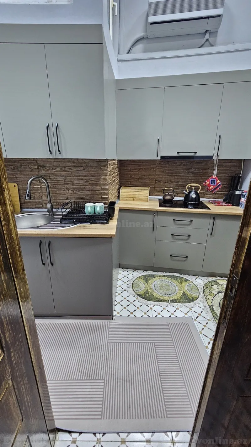 Kirayə verilir 2 otaqlı Mənzil Köhnə tikili 75 m² İçərişəhər m. - şəkil 23