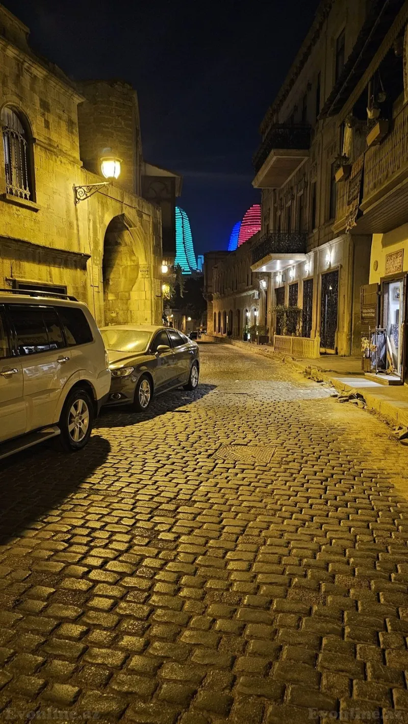 Kirayə verilir 2 otaqlı Mənzil Köhnə tikili 75 m² İçərişəhər m. - şəkil 28