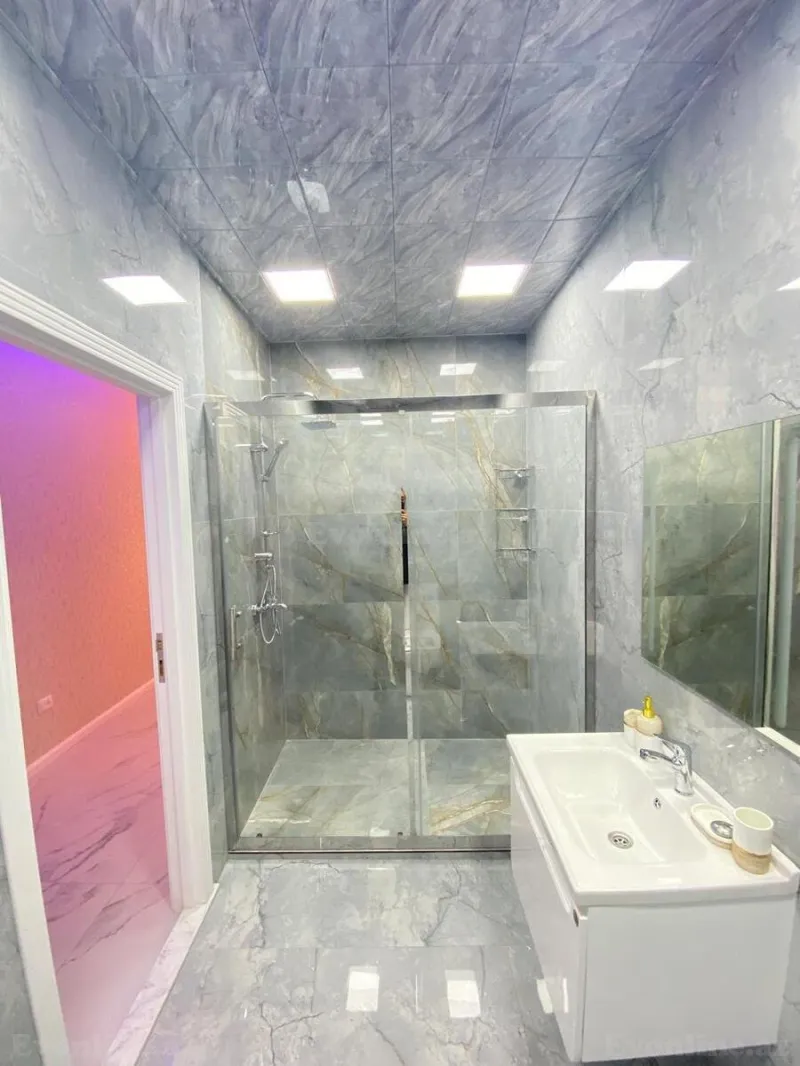 Kirayə verilir 2 otaqlı Mənzil Yeni tikili 90 m² İnşaatçılar m. - şəkil 16