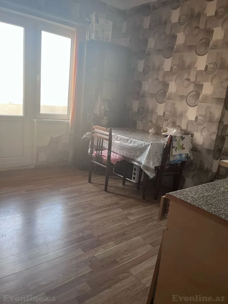 Satılır 2 otaqlı Mənzil Köhnə tikili 48 m² Suraxanı r. - şəkil 3
