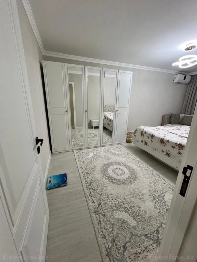 Satılır 3 otaqlı Mənzil Köhnə tikili 80 m² Xalqlar Dostluğu m. - şəkil 3