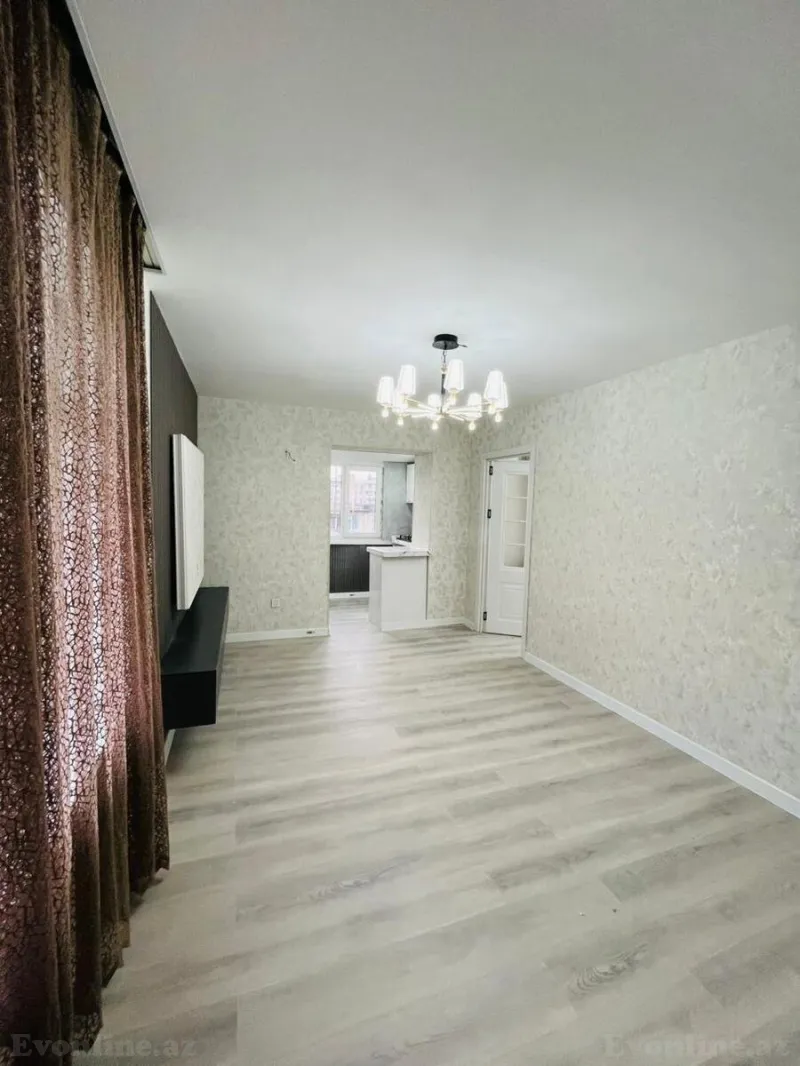 Satılır 2 otaqlı Mənzil Köhnə tikili 45 m² Neftçilər m. - şəkil 4