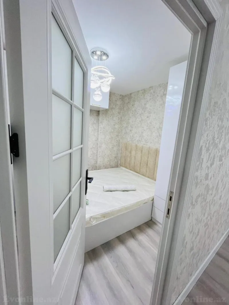 Satılır 2 otaqlı Mənzil Köhnə tikili 45 m² Neftçilər m. - şəkil 10