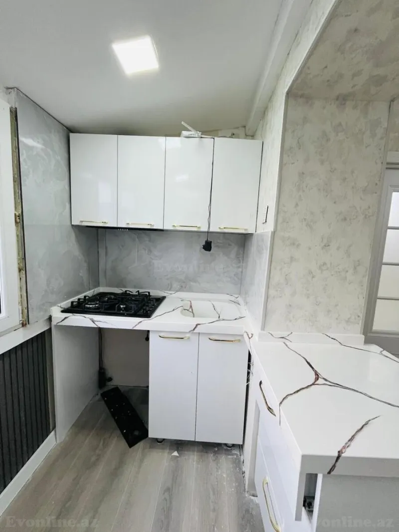 Satılır 2 otaqlı Mənzil Köhnə tikili 45 m² Neftçilər m. - şəkil 17