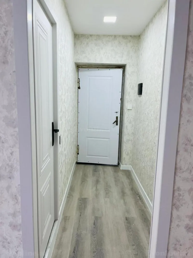 Satılır 2 otaqlı Mənzil Köhnə tikili 45 m² Neftçilər m. - şəkil 21