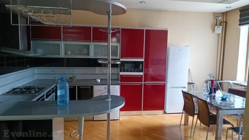 Kirayə verilir 3 otaqlı Mənzil Yeni tikili 120 m² 28 May m. - şəkil 3