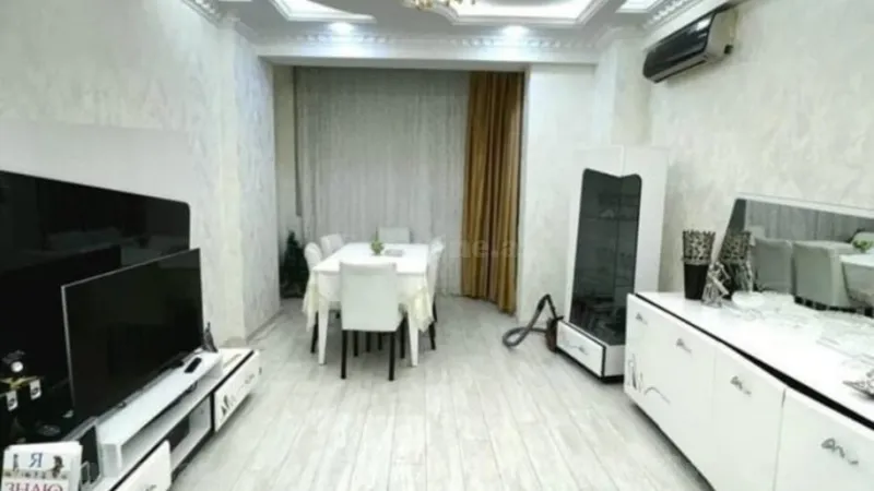 Satılır 2 otaqlı Mənzil Köhnə tikili 57 m² 3-cü mikrorayon