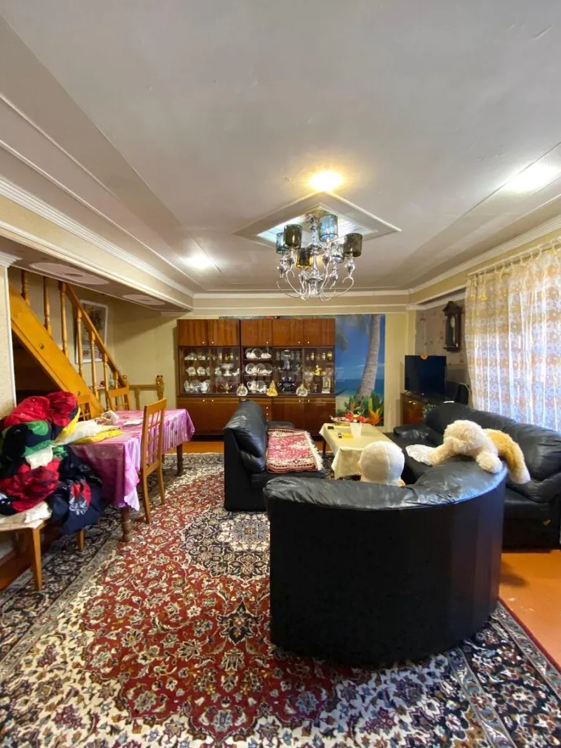 Satılır 3 otaqlı Mənzil Köhnə tikili 90 m² İçərişəhər m. - şəkil 2