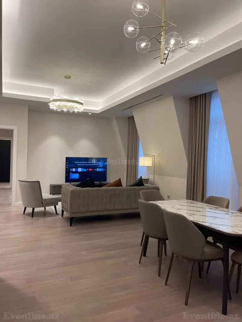 Kirayə verilir 3 otaqlı Mənzil Yeni tikili 110 m² Xətai r.