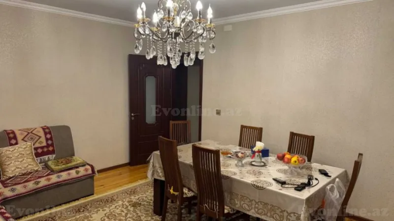 Satılır 3 otaqlı Mənzil Köhnə tikili 72 m² Neftçilər m. - şəkil 2