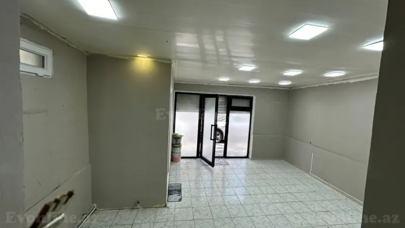 Kirayə verilir Obyekt 60 m² İnşaatçılar m.