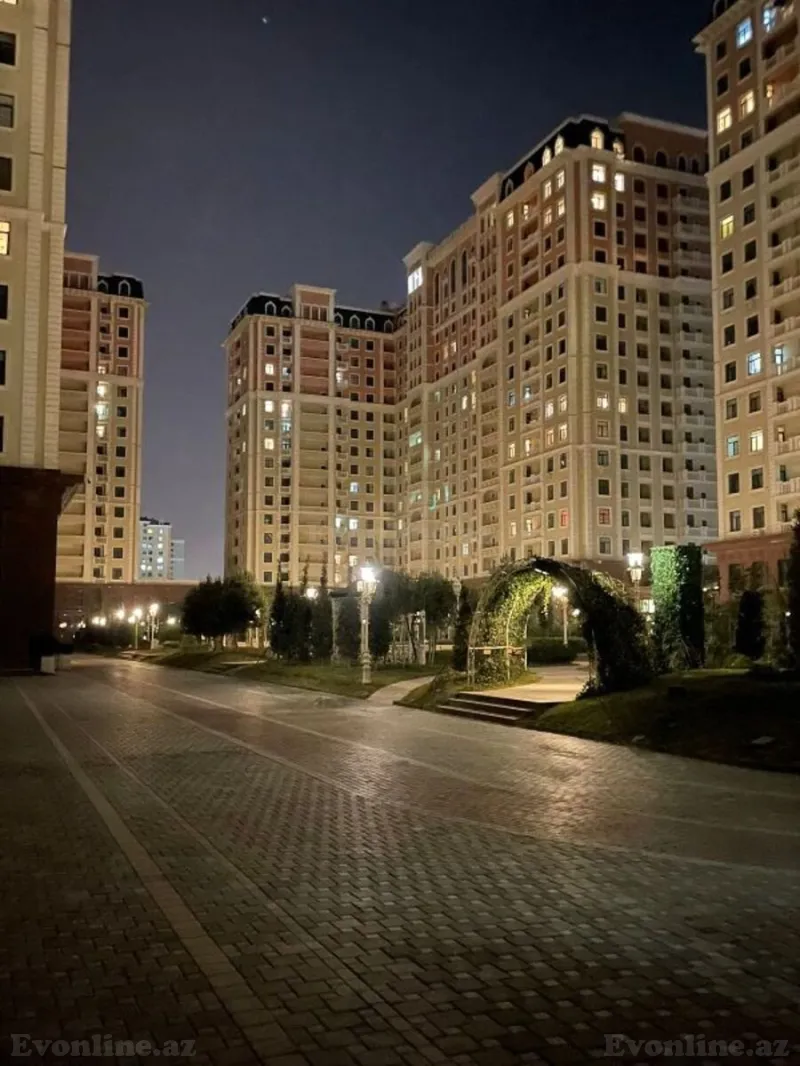 Satılır 2 otaqlı Mənzil Yeni tikili 68 m² Elmlər Akademiyası m.