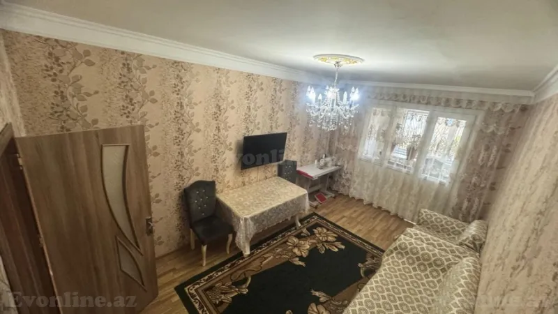 Satılır 3 otaqlı Mənzil Köhnə tikili 60 m² Neftçilər m.