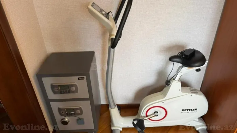 Kirayə verilir 4 otaqlı Mənzil Yeni tikili 190 m² Nizami m. - şəkil 10