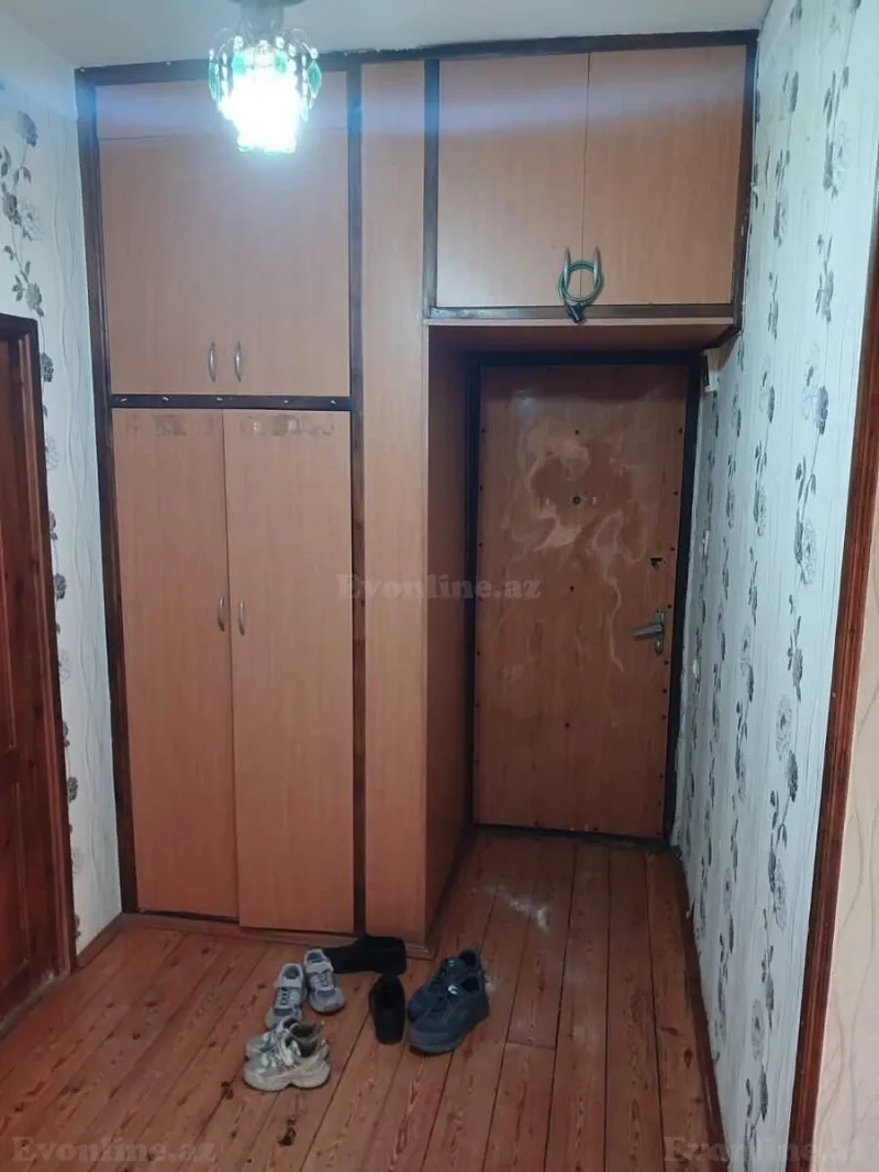 Satılır 3 otaqlı Mənzil Köhnə tikili 80 m² Massiv D - şəkil 7