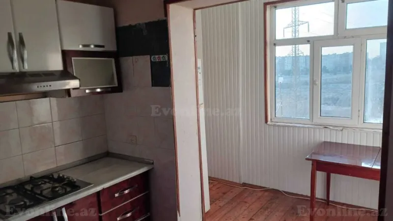 Satılır 3 otaqlı Mənzil Köhnə tikili 80 m² Massiv D - şəkil 10