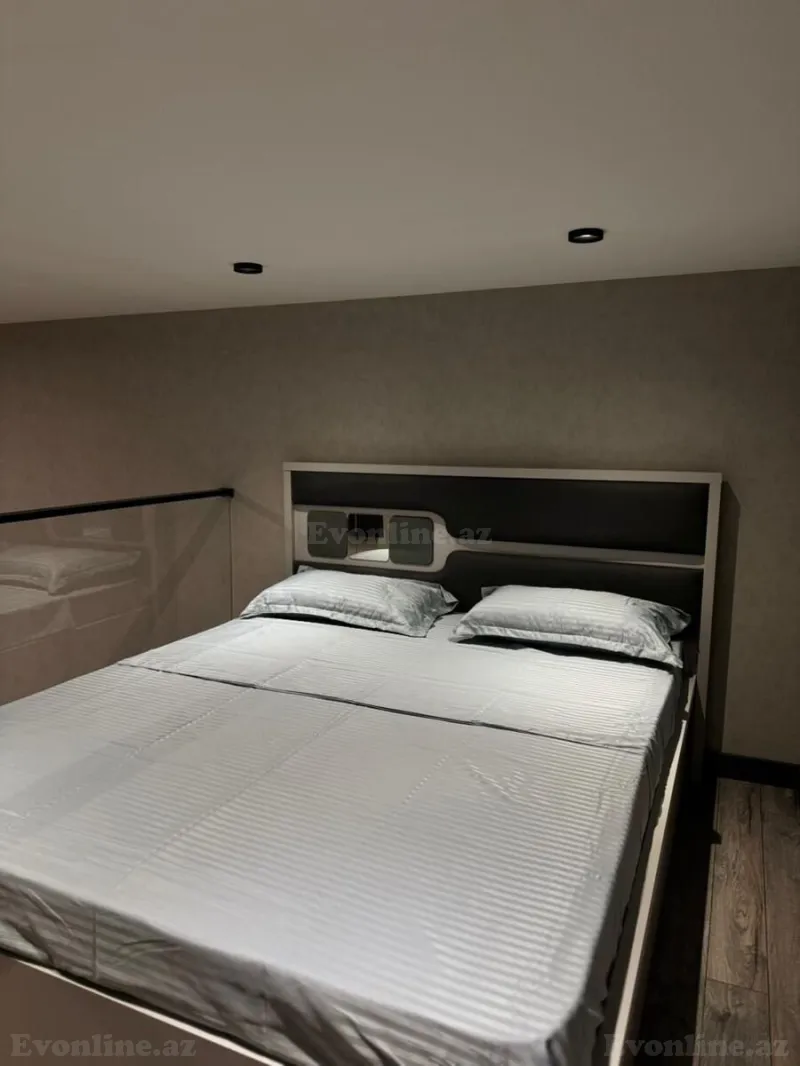 Satılır 1 otaqlı Mənzil Köhnə tikili 50 m² Sahil m. - şəkil 16