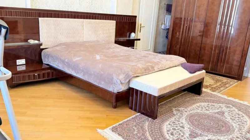 Satılır 3 otaqlı Mənzil Yeni tikili 170 m² Elmlər Akademiyası m. - şəkil 6