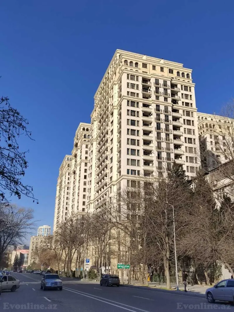 Satılır 3 otaqlı Mənzil Yeni tikili 170 m² Elmlər Akademiyası m. - şəkil 17