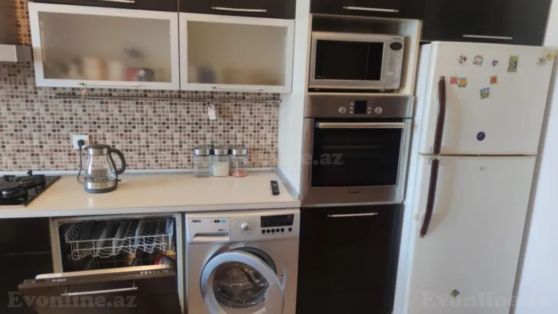 Kirayə verilir 4 otaqlı Mənzil Yeni tikili 142 m² Elmlər Akademiyası m. - şəkil 12