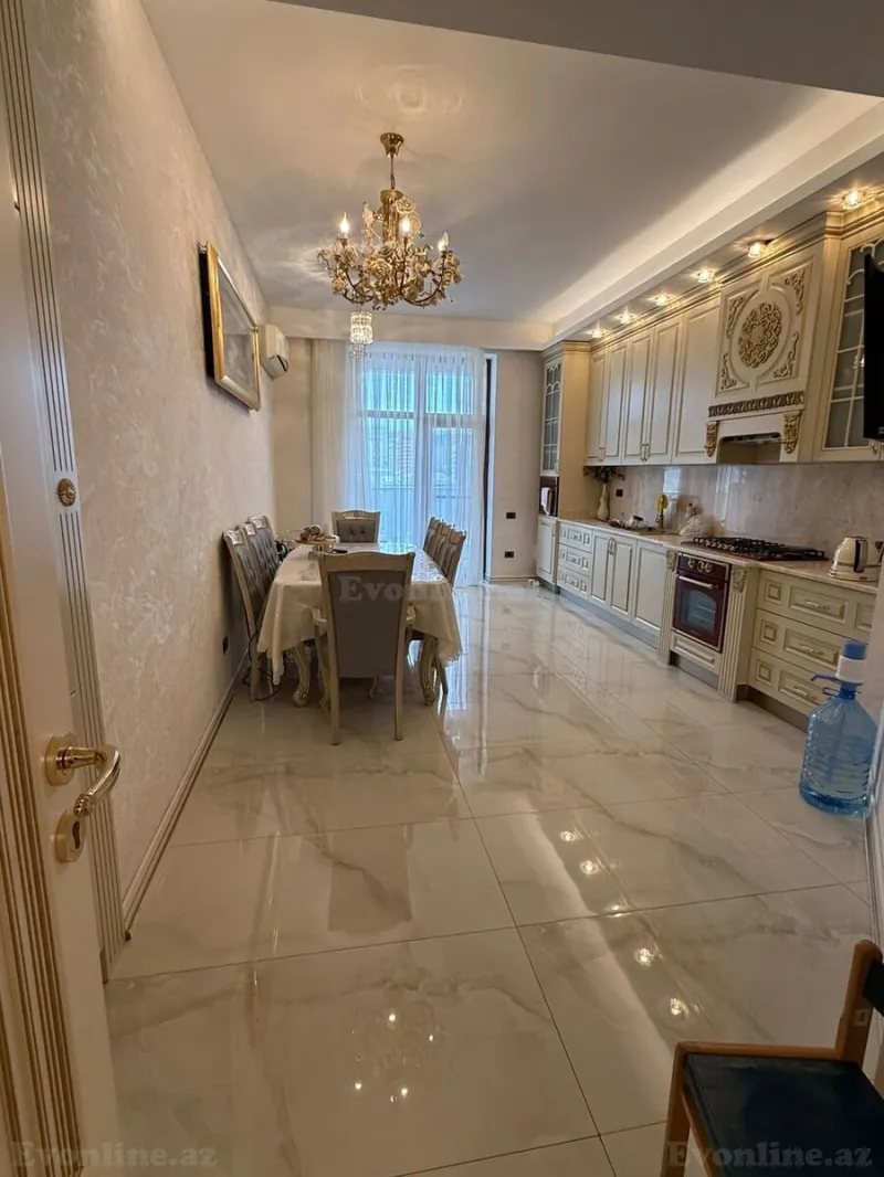 Satılır 4 otaqlı Mənzil Yeni tikili 234 m² Sahil m. - şəkil 17