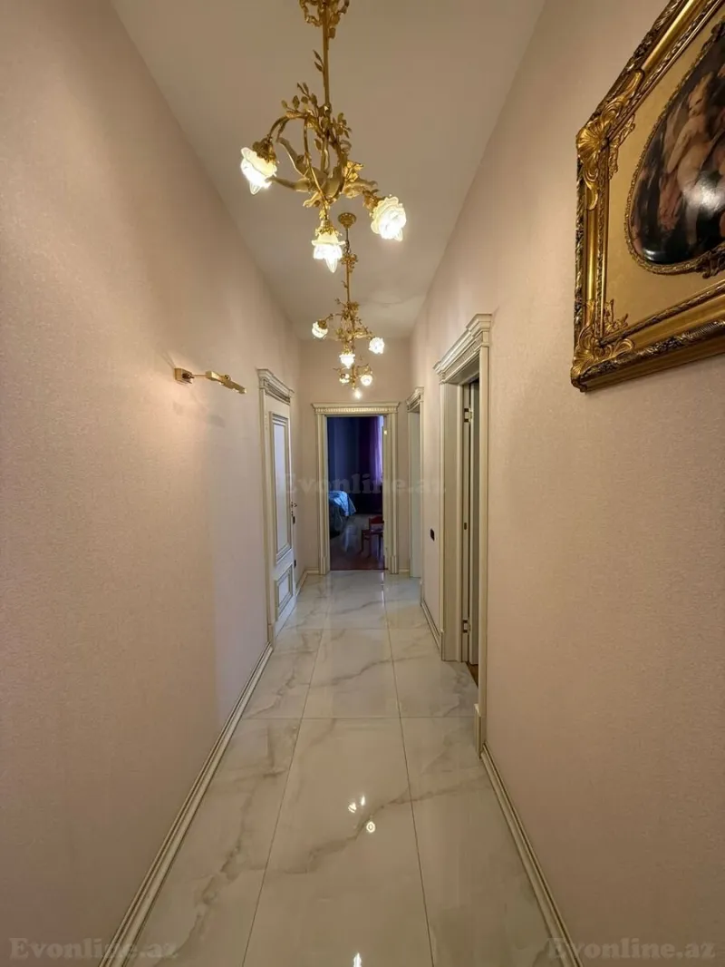 Satılır 4 otaqlı Mənzil Yeni tikili 234 m² Sahil m. - şəkil 19