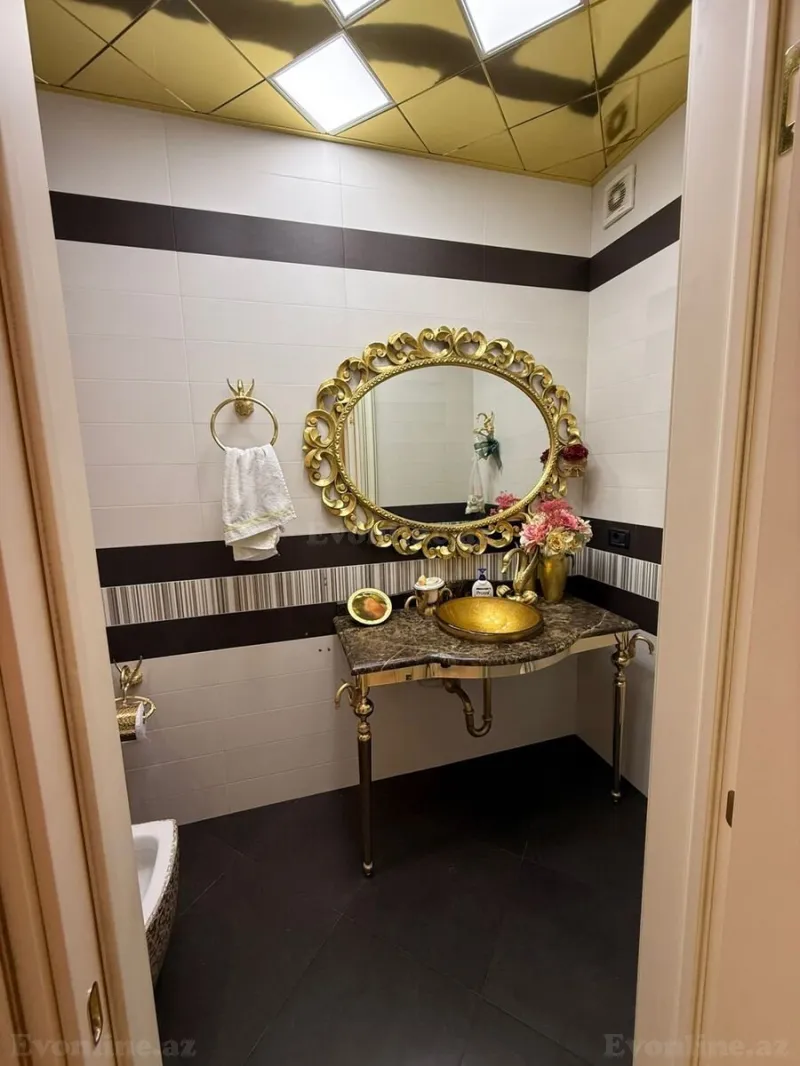 Satılır 4 otaqlı Mənzil Yeni tikili 234 m² Sahil m. - şəkil 23