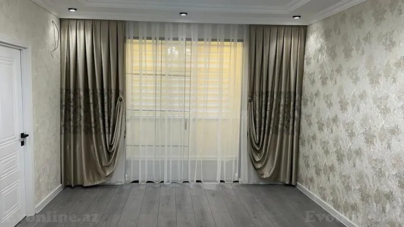 Satılır 3 otaqlı Mənzil Köhnə tikili 60 m² 4-cü mikrorayon