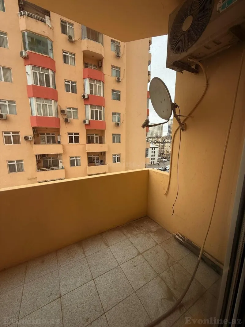 Satılır 3 otaqlı Mənzil Yeni tikili 120 m² Yasamal - şəkil 2