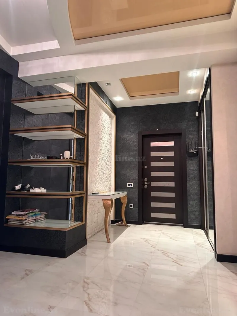 Satılır 4 otaqlı Mənzil Yeni tikili 205 m² 28 May m. - şəkil 2