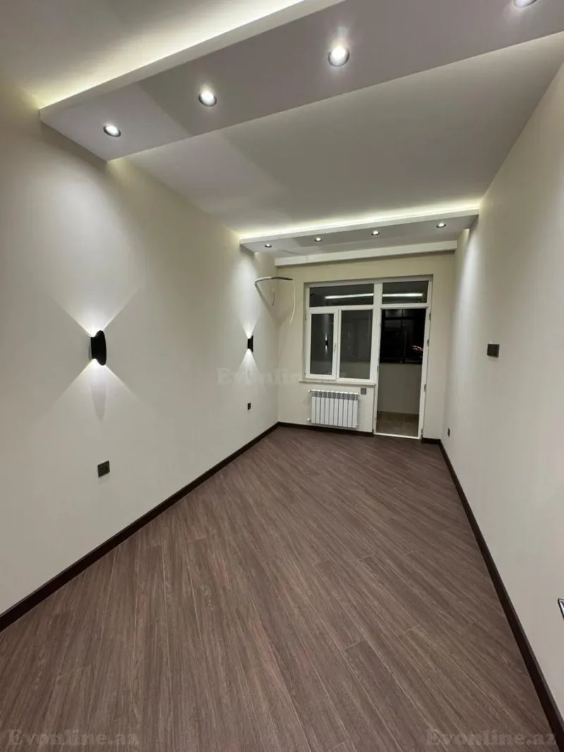 Satılır 3 otaqlı Mənzil Yeni tikili 135 m² İnşaatçılar m. - şəkil 3
