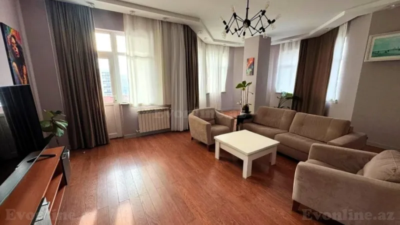 Satılır 3 otaqlı Mənzil Yeni tikili 144 m² Gənclik m. - şəkil 3