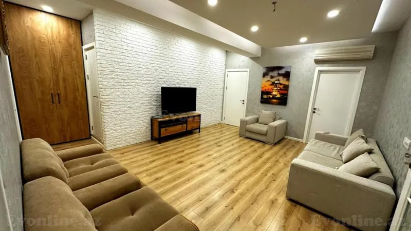 Satılır 4 otaqlı Mənzil Yeni tikili 130 m² Həzi Aslanov m.