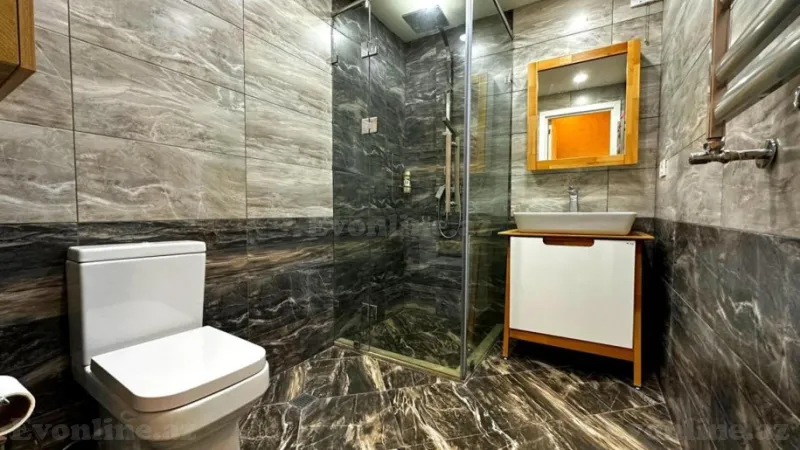 Satılır 4 otaqlı Mənzil Yeni tikili 130 m² Həzi Aslanov m. - şəkil 9