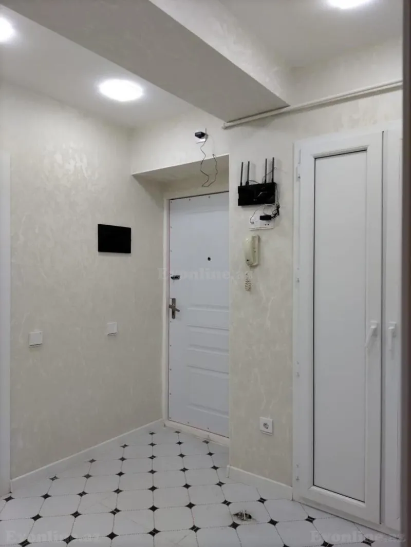 Kirayə verilir 3 otaqlı Mənzil Yeni tikili 65 m² Koroğlu m.