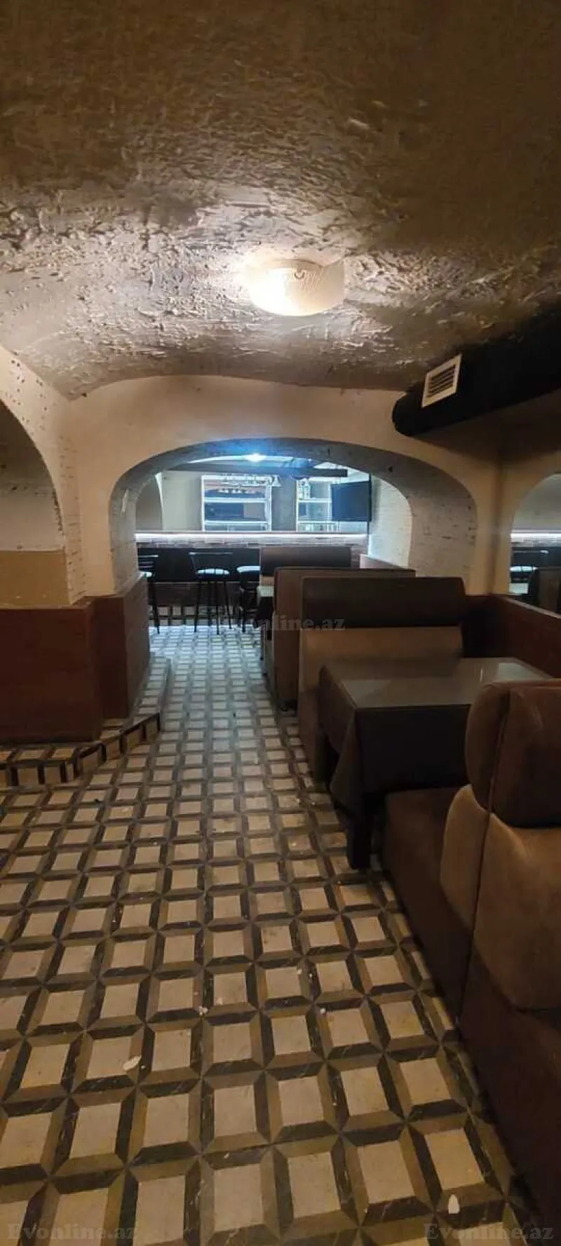 Kirayə verilir Obyekt 150 m² Sahil m.