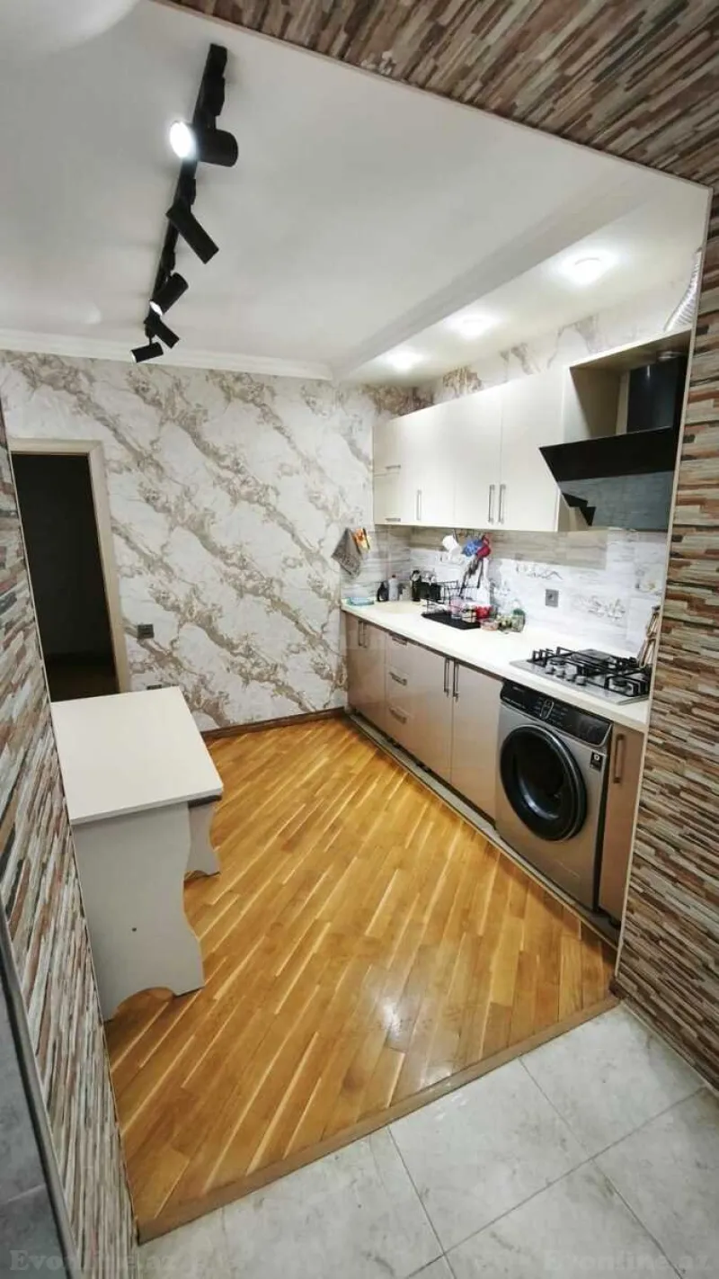 Satılır 3 otaqlı Mənzil Köhnə tikili 80 m² Badamdar - şəkil 8