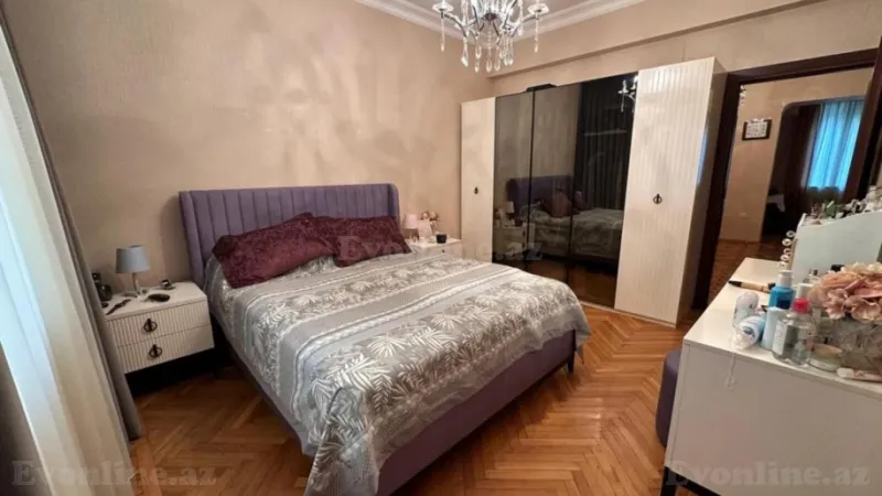 Satılır 3 otaqlı Mənzil Köhnə tikili 88 m² Sahil m. - şəkil 6