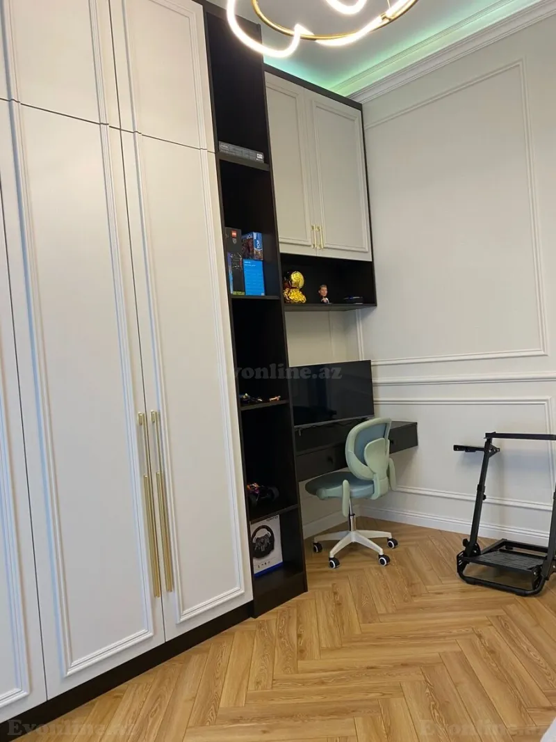 Satılır 4 otaqlı Mənzil Yeni tikili 250 m² 28 May m. - şəkil 15