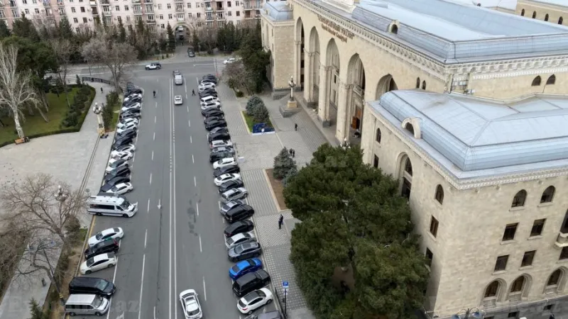 Satılır 4 otaqlı Mənzil Yeni tikili 250 m² 28 May m. - şəkil 18