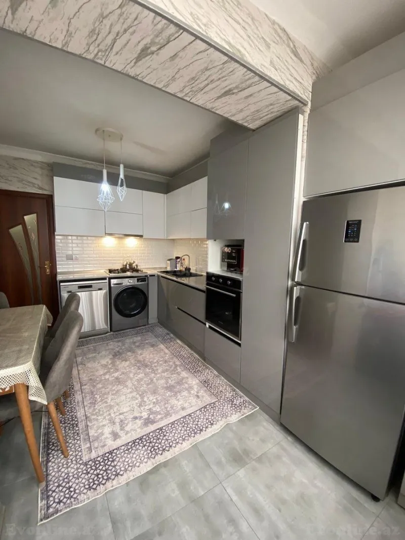 Satılır 3 otaqlı Mənzil Köhnə tikili 74 m² Gəncə - şəkil 5