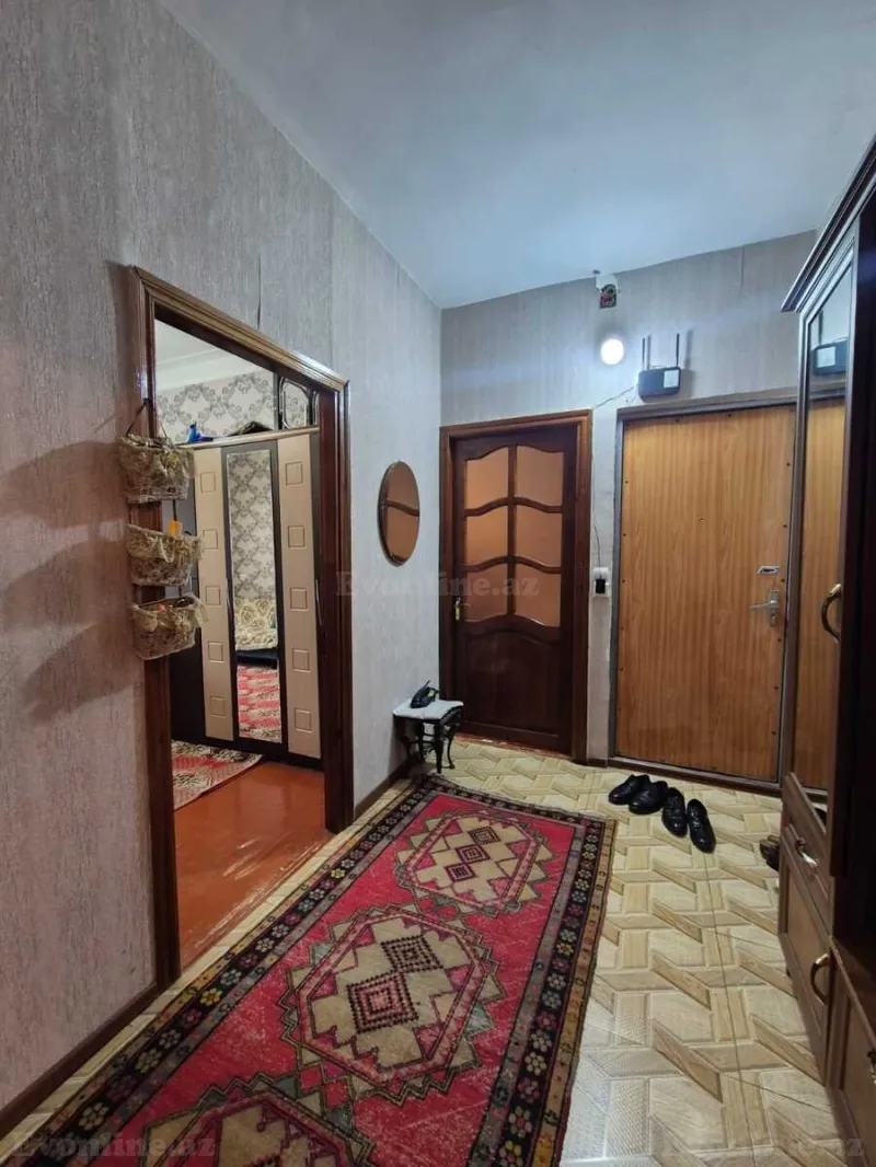 Satılır 4 otaqlı Mənzil Köhnə tikili 100 m² Yeni Yasamal - şəkil 4